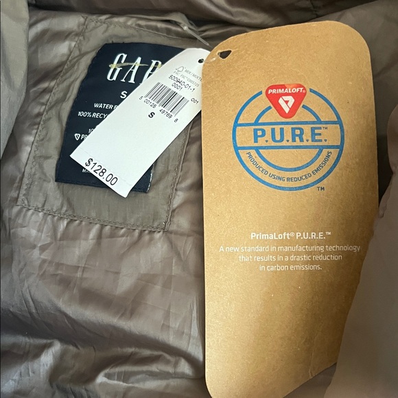 NWT! Taupe Puffer vest with Belt - Picture 2 of 3